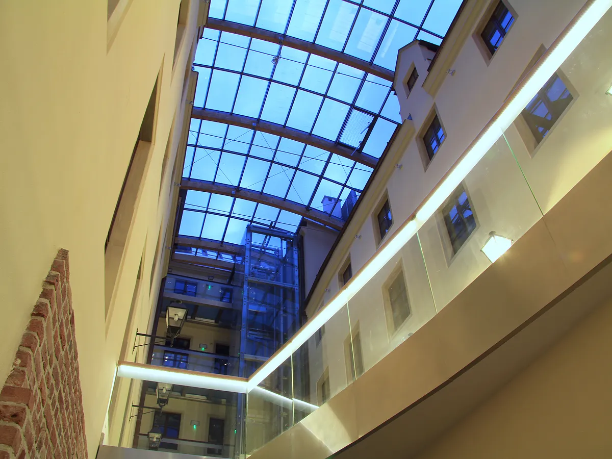 img_68ac372fd7ba25.29610993