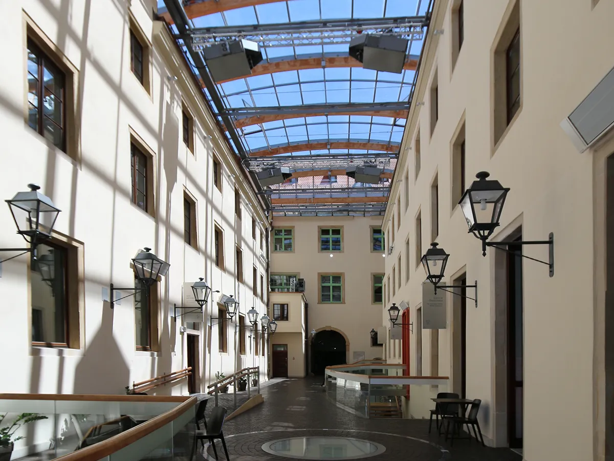 img_68ac373399b7a7.90689442